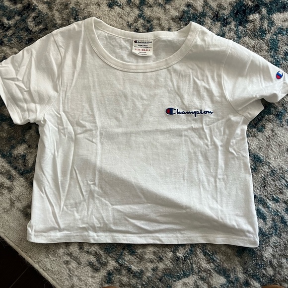 Champion crop shirt for sale - never been worn - Picture 1 of 2